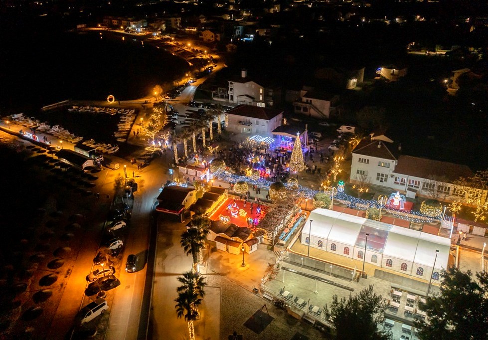 U subotu je na Trgu svetoga Jure otvorenje Adventa u Viru 2025.